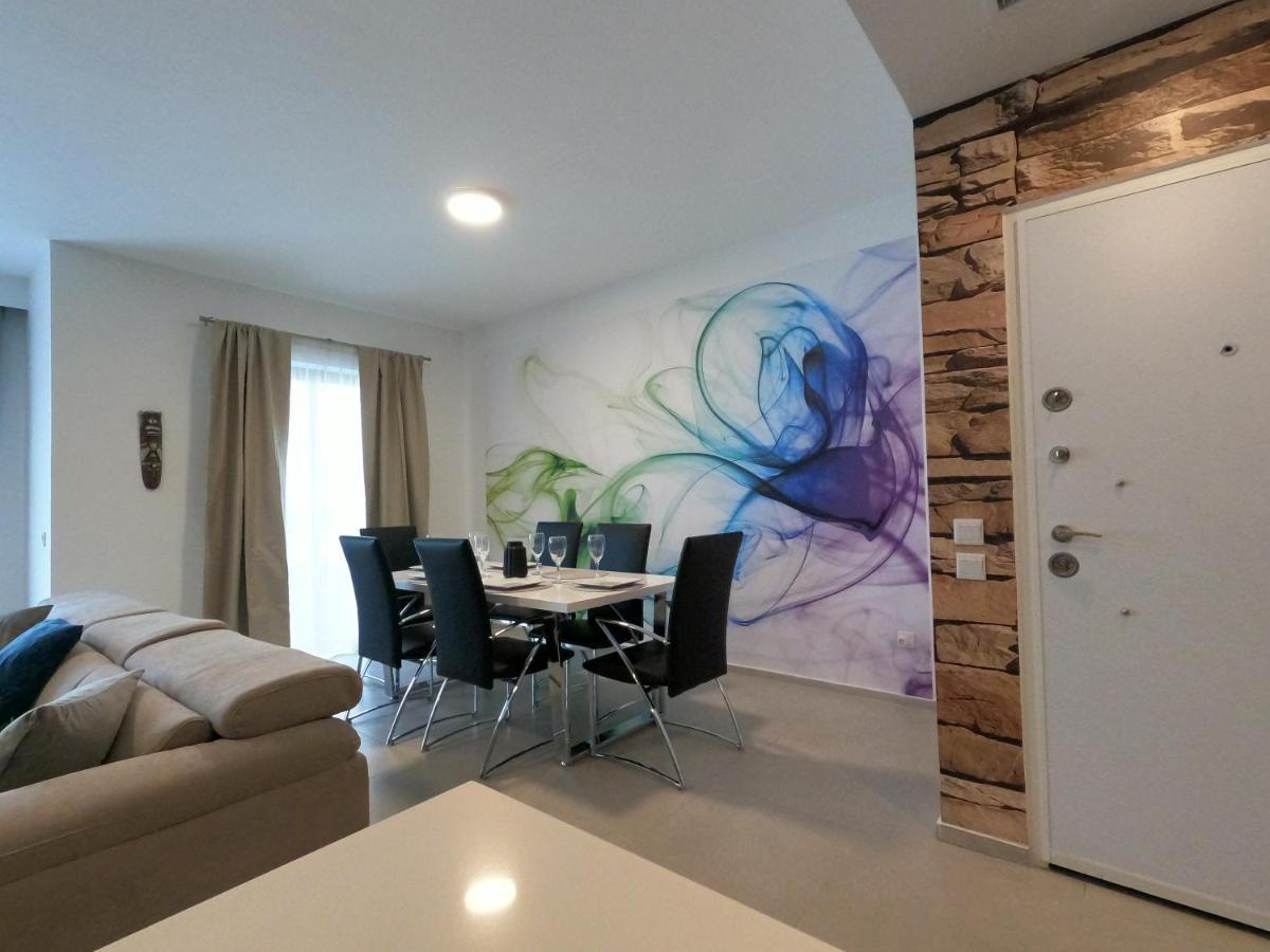 Korzo Suites St. Julian'S Екстер'єр фото