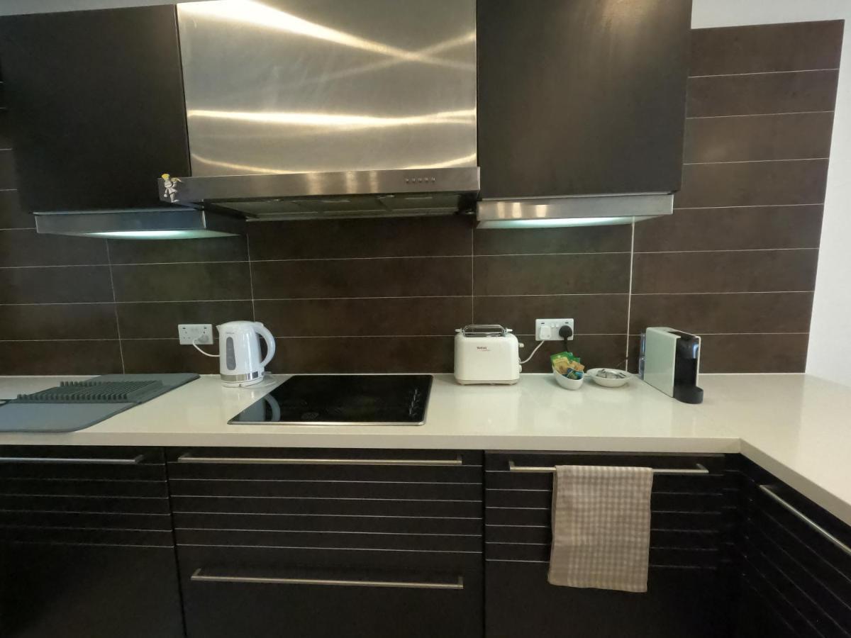 Korzo Suites St. Julian'S Екстер'єр фото